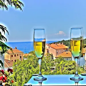 https://apartments-andrea-pula.pula-hotels.org