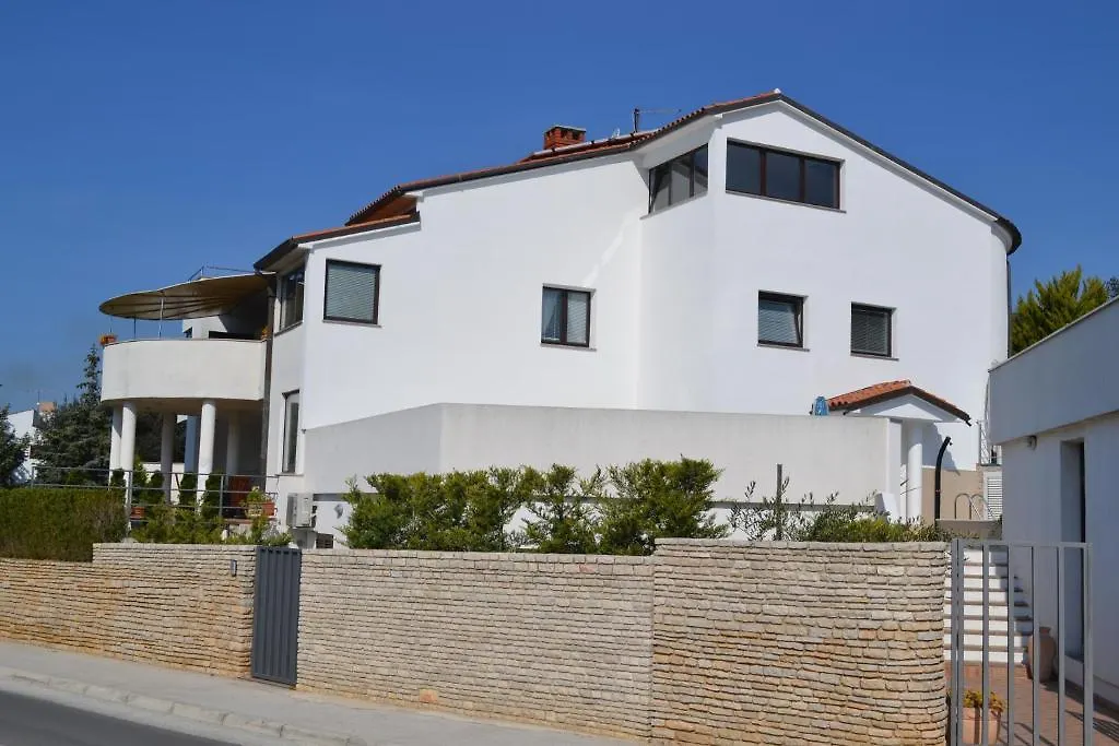 Apartments Villa Holiday Pula